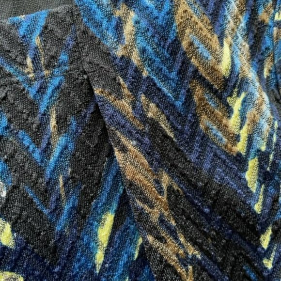 Sleeveless Kasper Black, Blue & Gold Top Med - Picture 4 of 4